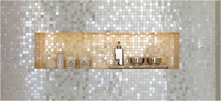 Badezimmer Fliesen Glitzer Such Glam Mixed Metals with Bling and We Love the Extra