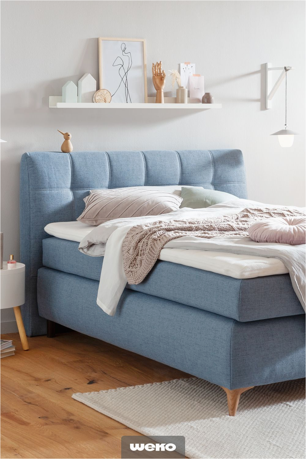 Deko Hellblau Schlafzimmer Boxspring Bett In Blau Bett Schlafzimmer Boxspringbett