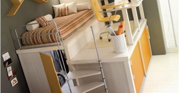 Arbeitsplatz Im Schlafzimmer Ideen Platzsparen Mal anders – Inklusive Kleiderschrank Unterm