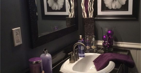 Badezimmer Deko Lila Black and Grey Bathroom with Lavender Accents