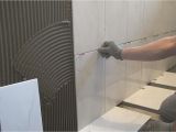 Badezimmer Fliesen Zuerst Boden Oder Wand Fliesen Legen Eine Wand Halbhoch Verfliesen Anleitung
