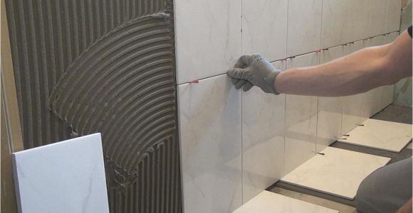 Badezimmer Fliesen Zuerst Boden Oder Wand Fliesen Legen Eine Wand Halbhoch Verfliesen Anleitung