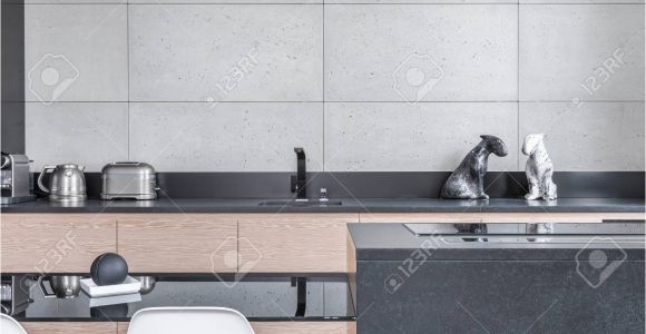Fliesenspiegel Moderne Küche Fliesen Kuche Grau