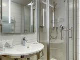 Hofer Badezimmer Schrank Die 20 Besten Bilder Von Bäder Für Hotelzimmer