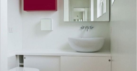 Kleines Badezimmer Schrank 42 Ideen Für Kleine Bäder Und Badezimmer Bilder