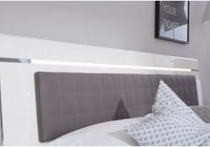 Küche Hintergrund Beleuchtet Wie Findet Ihr Das Bett Mit Einem Beleuchteten Kopfteil