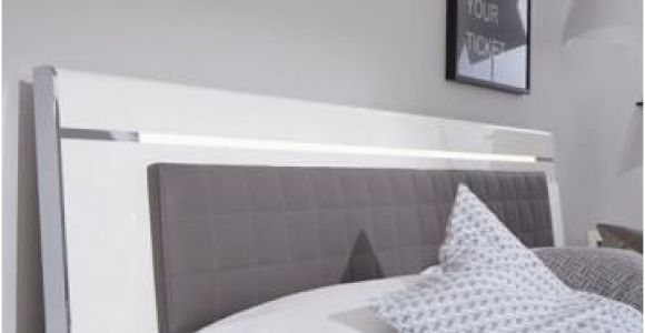 Küche Hintergrund Beleuchtet Wie Findet Ihr Das Bett Mit Einem Beleuchteten Kopfteil