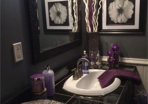 Lila Badezimmer Deko Black and Grey Bathroom with Lavender Accents