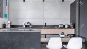 Moderne Küche Schwarz Weiß Fliesen Kuche Grau