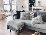 Pinterest Wohnzimmer sofa Die Lammfell Kissenhülle Ella ist Das Kuscheliges Highlight