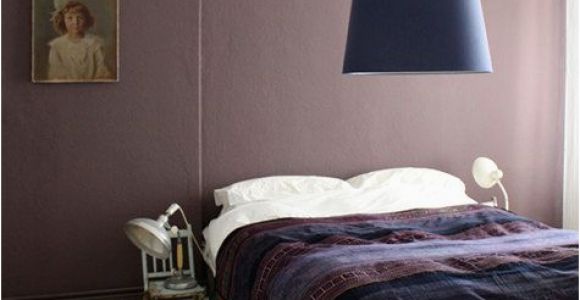 Schlafzimmer Farbe Flieder Wandfarbe Aubergine