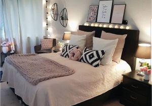 Schlafzimmer Nachttisch Ideen Gutschrift Bedroominspo Bedroom Inspire Me Home Decor