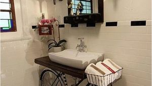 Vintage Badezimmer Deko Upcycling Konzept Mit Fahrrad Vintage Badezimmer Waschbecken